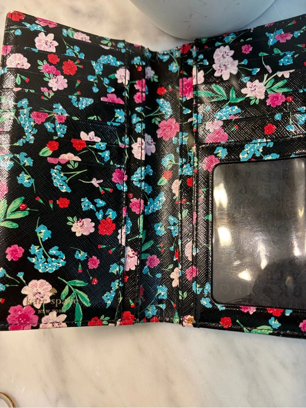 kate spade New York Stacey Floral Zip Wallet Wristlet and coin purse